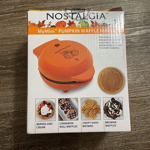 Nostalgia Pumpkin waffle maker (Mini) - Picture 5 of 6